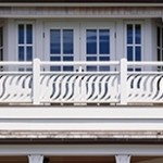 Maison Sirene Railing Arc Balusters